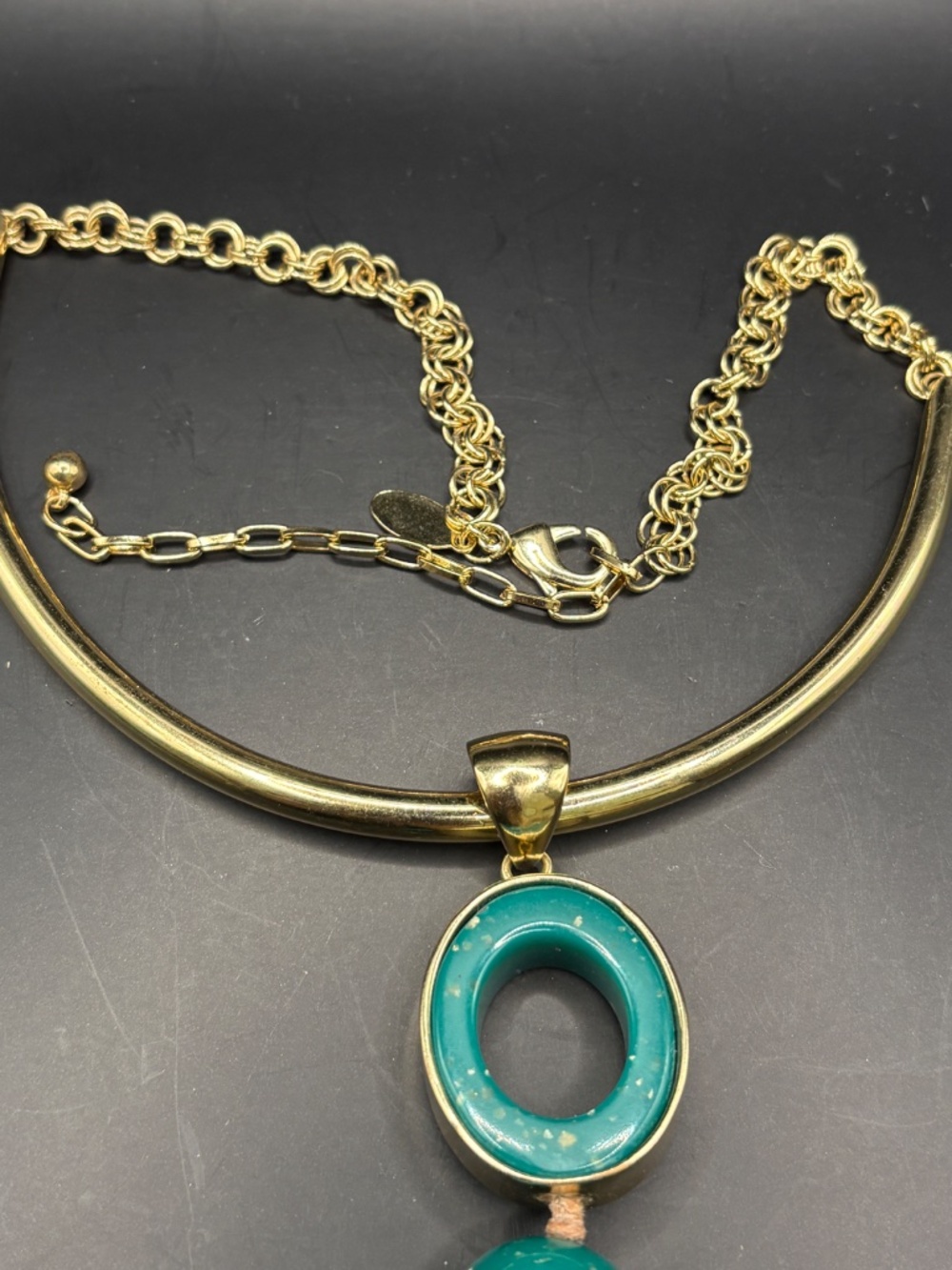 CHICO'S Jane Collar Green Gold Pendant Necklace - Picture 4 of 8